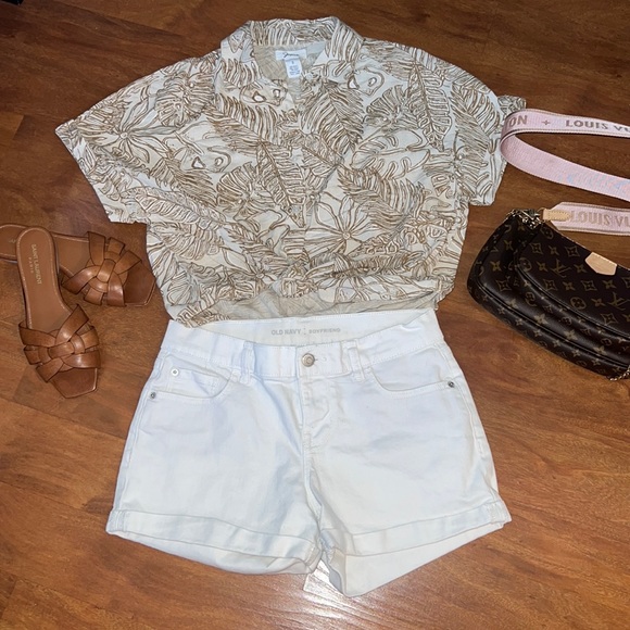 Old Navy Pants - Old Navy Boyfriend Shorts